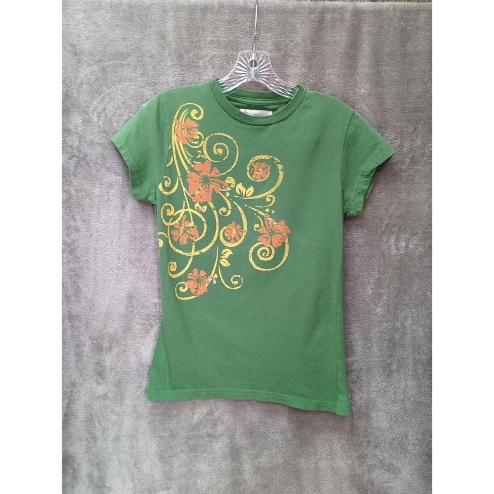 Y2K Floral Graphic Tshirt Size Medium‎ Forest Green Goblincore Earthy Casual